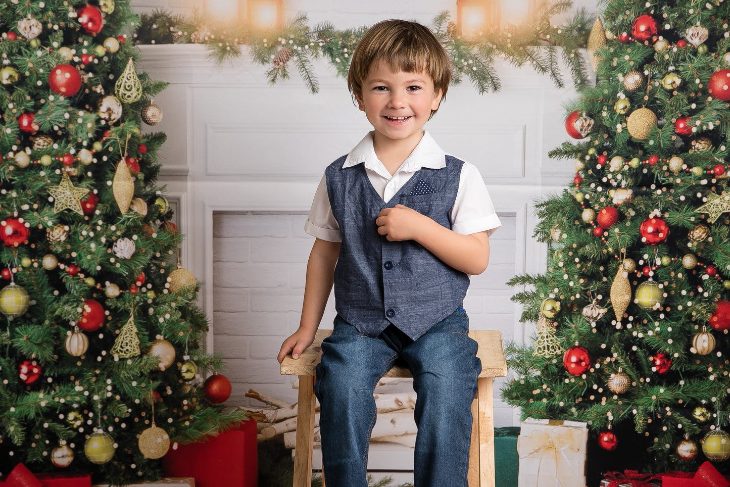 Family Festive Christmas Photo Session (10 Images)