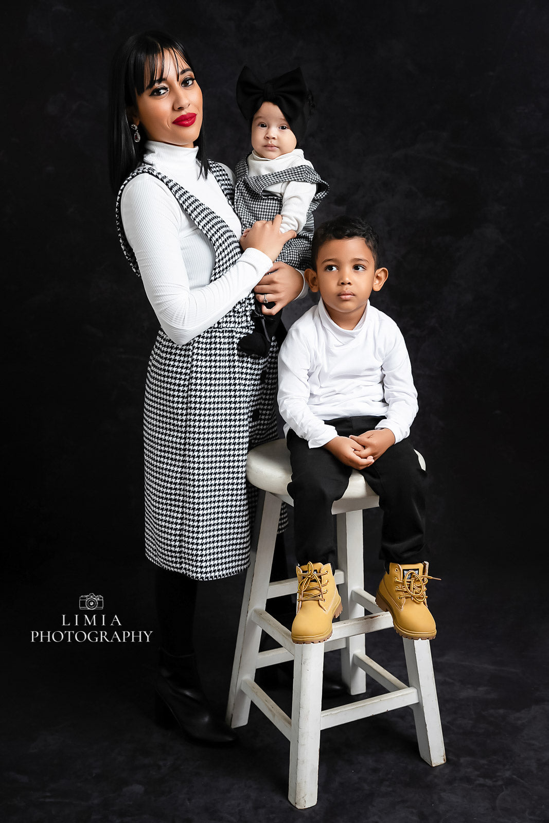 Full Family Photo Shoot (20 Images)